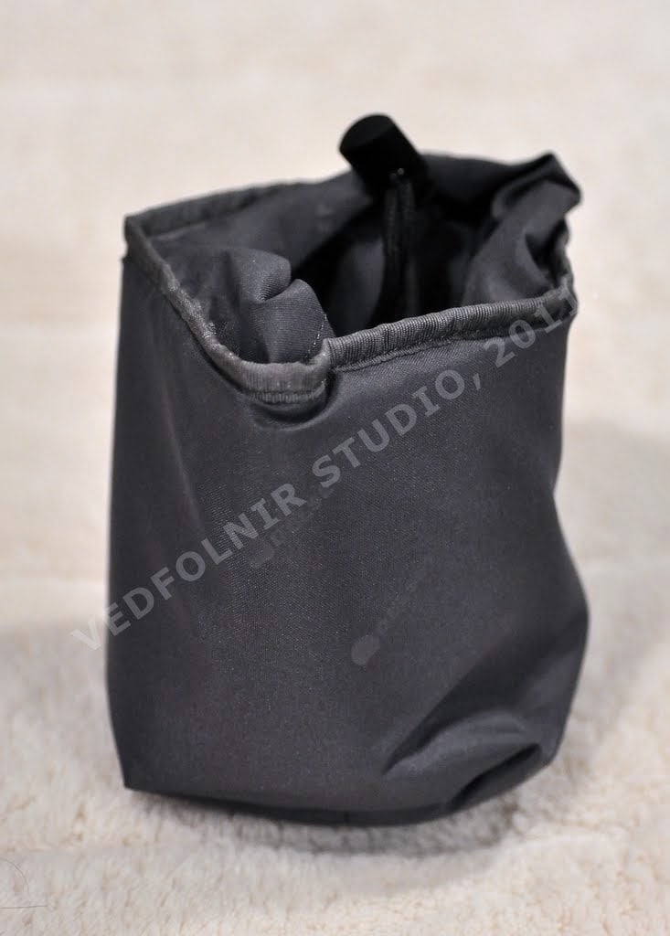 Pro Bag 4 附贈的鏡頭袋與防護材質