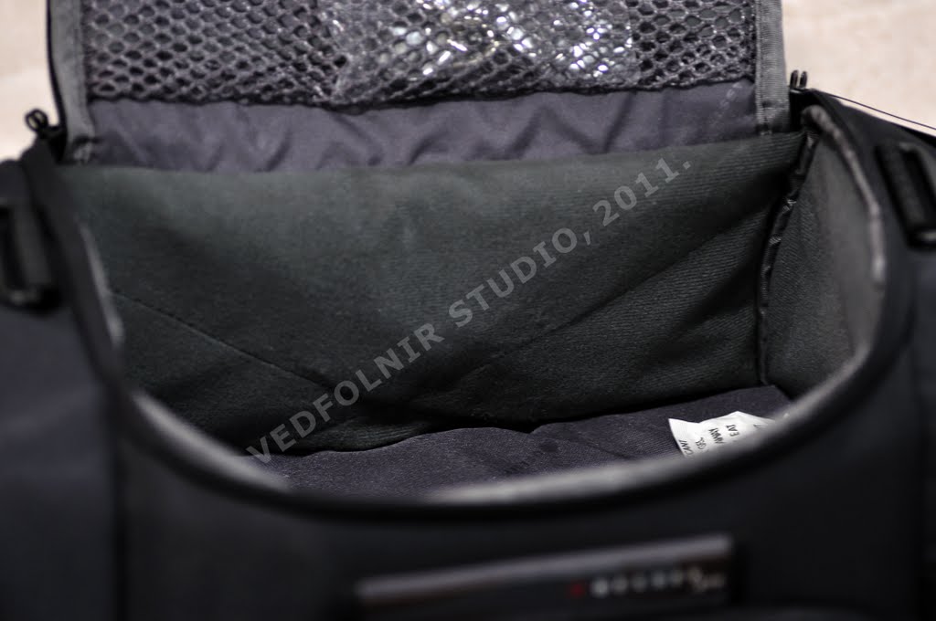 Pro Bag 4 取下軟隔板後之主袋體內部空間