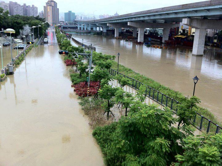 2012 年 6 月台灣豪雨各地淹水災情照片 21